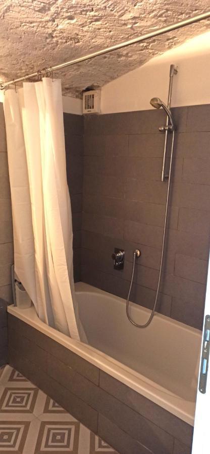 Casa Nella Pietra Viva Apartment Бари Екстериор снимка